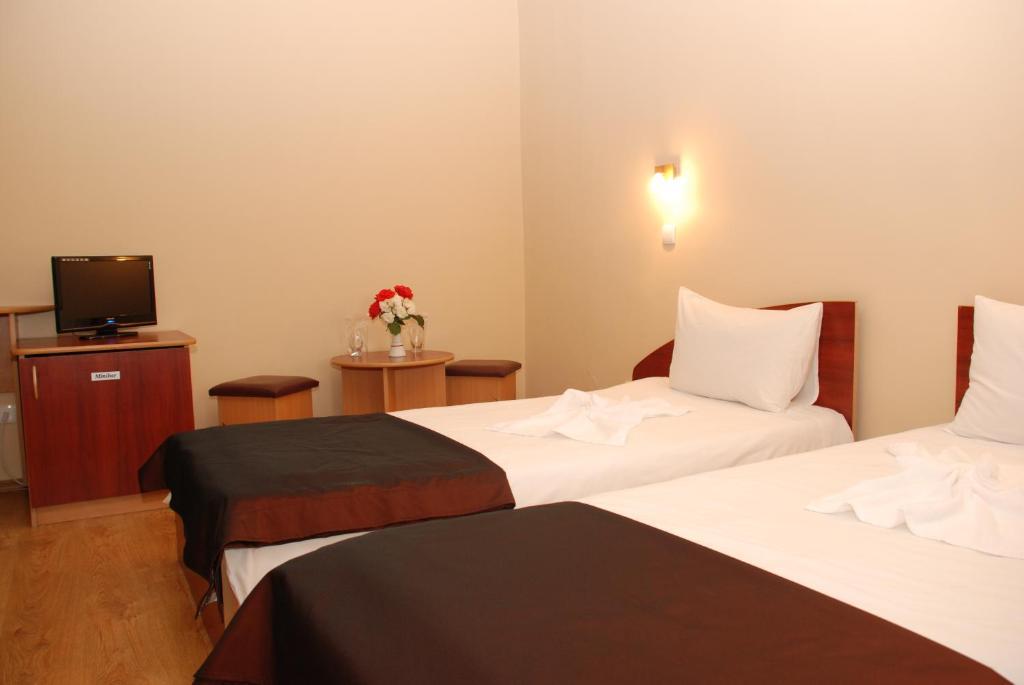 Hotel Liliacul Cluj-Napoca Cameră foto